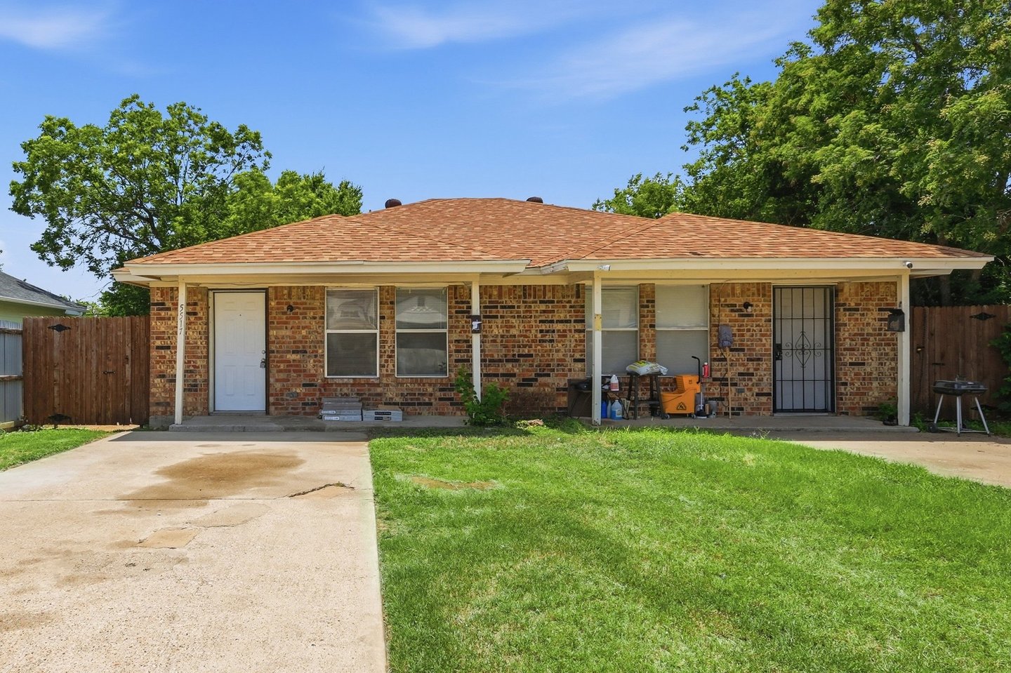 5517 Wellesley Avenue, Fort Worth, TX 76107