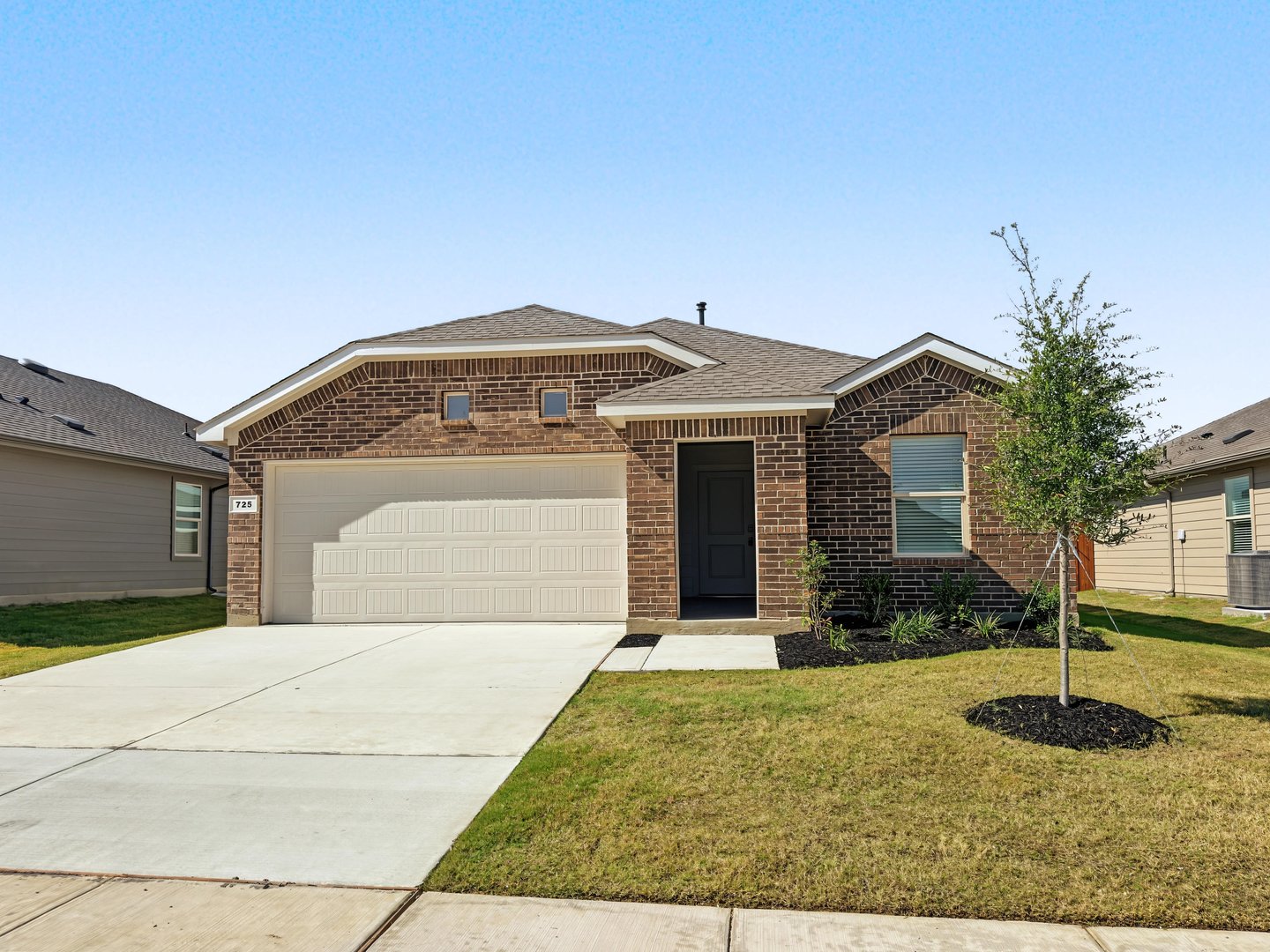 725 Wildrye Lane, Ponder, TX 76259