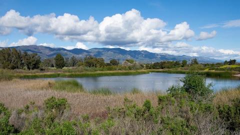Lake Los Carneros - Photo by Greg Janée (CC BY-NC 2.0) 