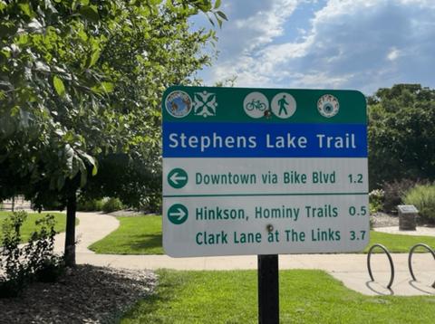 Stephens Lake Trail sign