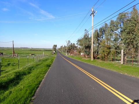 Looking north along 28 Mile Road from near its southern terminus at Rodden Road.