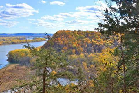 view of Mississippi River from bluff in Effigy Mounds National Monument