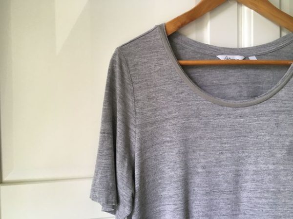 Featured image for T-shirt chic gris Reitmans