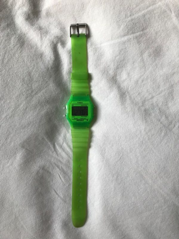 Featured image for Montre verte fluo TIMEX