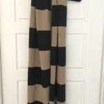 Featured thumbnail for Magnifique foulard en laine Aritzia