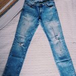 Featured thumbnail for Jeans avec trous
