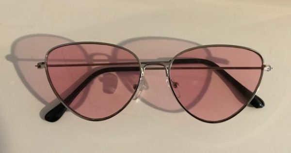 Featured image for Lunettes teintées rose