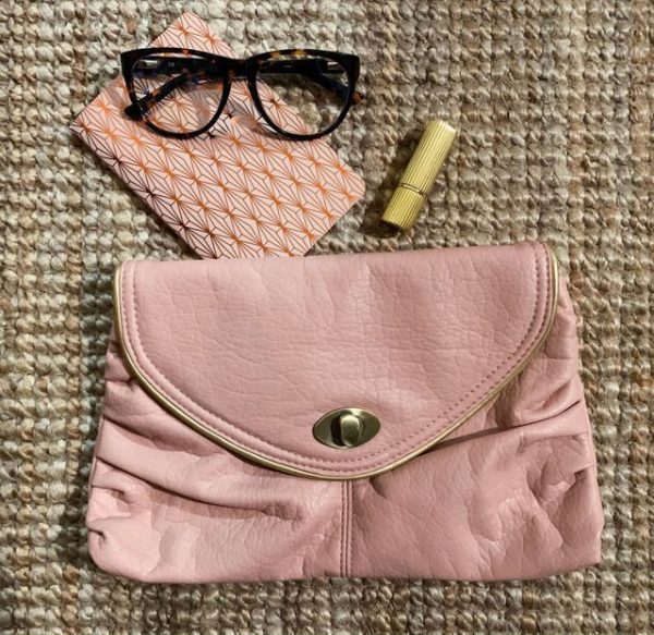 Featured image for (NEUVE) Pochette vieux rose & or NEW LOOK