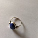 Thumbnail for Bague en argent avec pierre de lapis lazuli