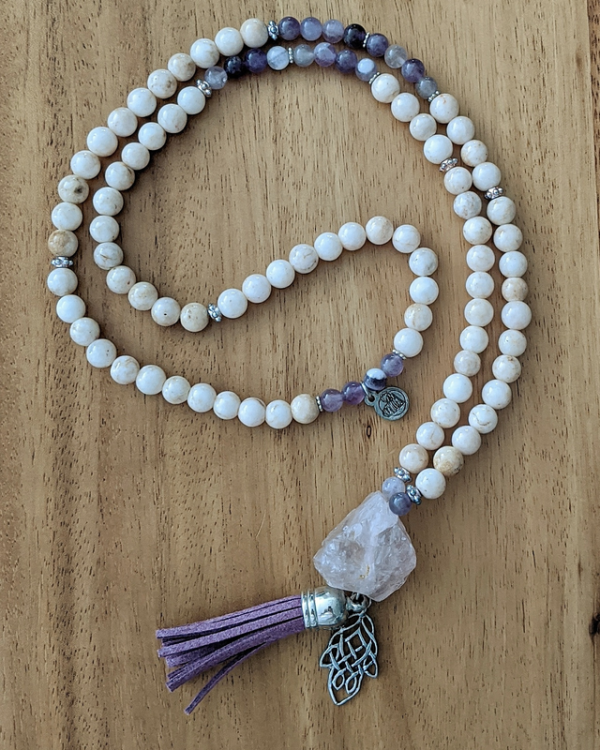 Featured image for Collier Mala Fay with Love