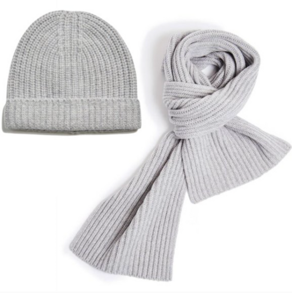 Featured image for *Neufs* Duo chapeau et écharpe/foulard grises 100% laine