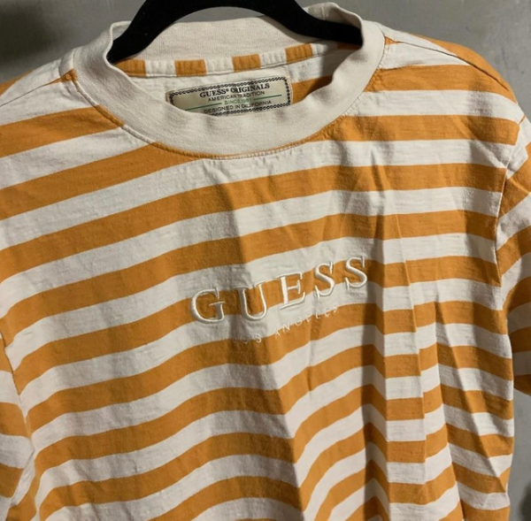 Featured image for T-Shirt Guess