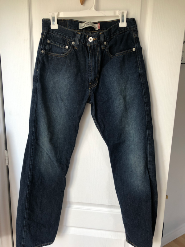 Featured image for Jeans pour homme LEVIS taille 30