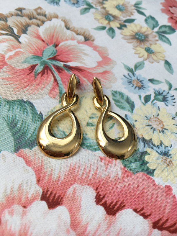 Featured image for Boucles d'oreilles vintage earrings