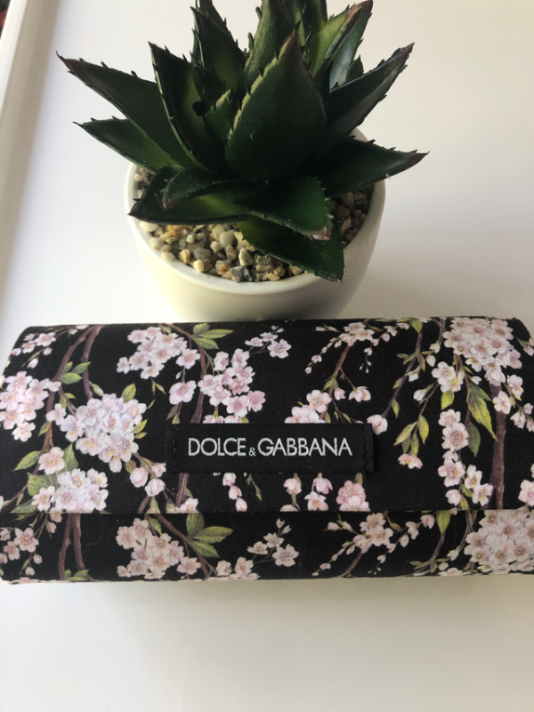 Image for Dolce & Gabbana authentiques lunettes de soleil ?
