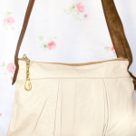 Featured thumbnail for Sac vintage tout cuir