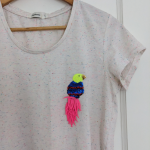 Featured thumbnail for T-shirt confettis avec oiseau