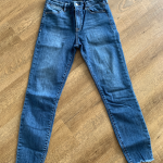 Featured thumbnail for Jeans skinny Club monaco