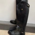 Featured thumbnail for Bottes en cuir
