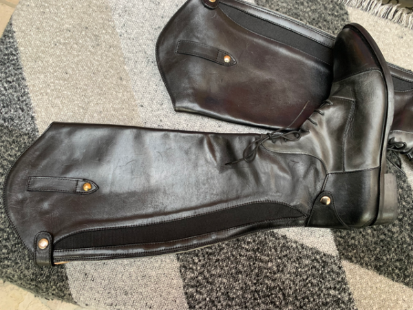 Image for Bottes en cuir