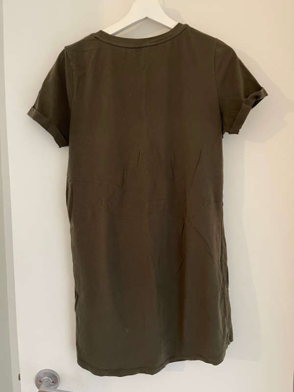 Image for Robe T-Shirt Simons