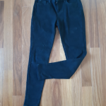 Featured thumbnail for Yoga jeans noir skinny, grandeur 28