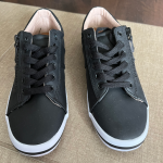 Thumbnail for Souliers