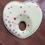 Featured thumbnail for Coussin anti tête plate bébé