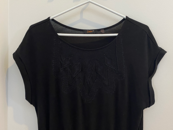 Image for Robe noire avec dentelle