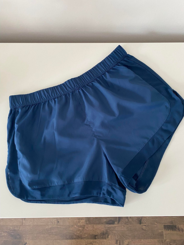 Image for Short de sport Tahari