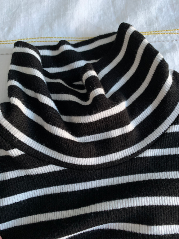Image for Col roulé/montant Wilfred Aritzia - gr Medium