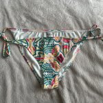 Featured thumbnail for Bas de bikini Roxy