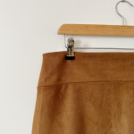 Thumbnail for Jupe courte faux suede