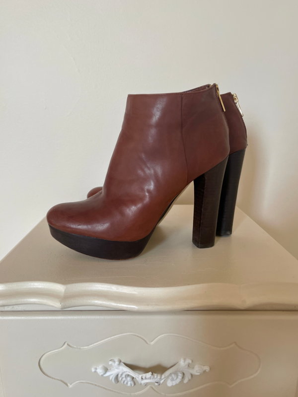 Image for (6.5) Bottines Michael Kors à talon