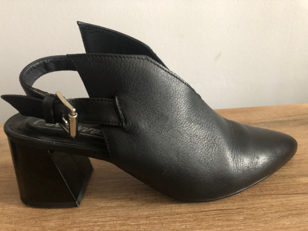 Image for Chaussures en cuir noir