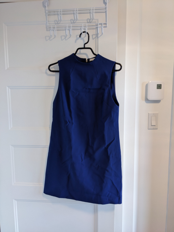 Image for Alice + Olivia/Robe Sz 4