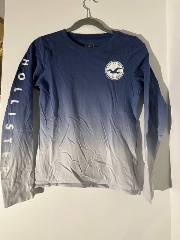 Featured image for T-shirt HOLLISTER