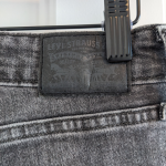 Thumbnail for Levi's/721 skinny Jeans Sz 27