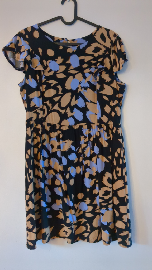 Featured image for Robe Cherry Bobin