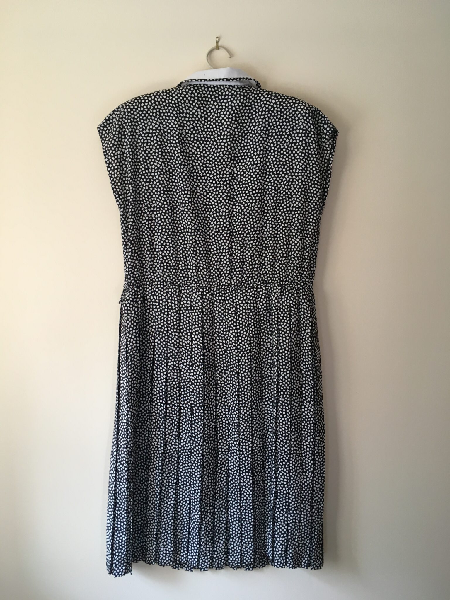 Image for Black and white pleated printed dress vintage pleated dress