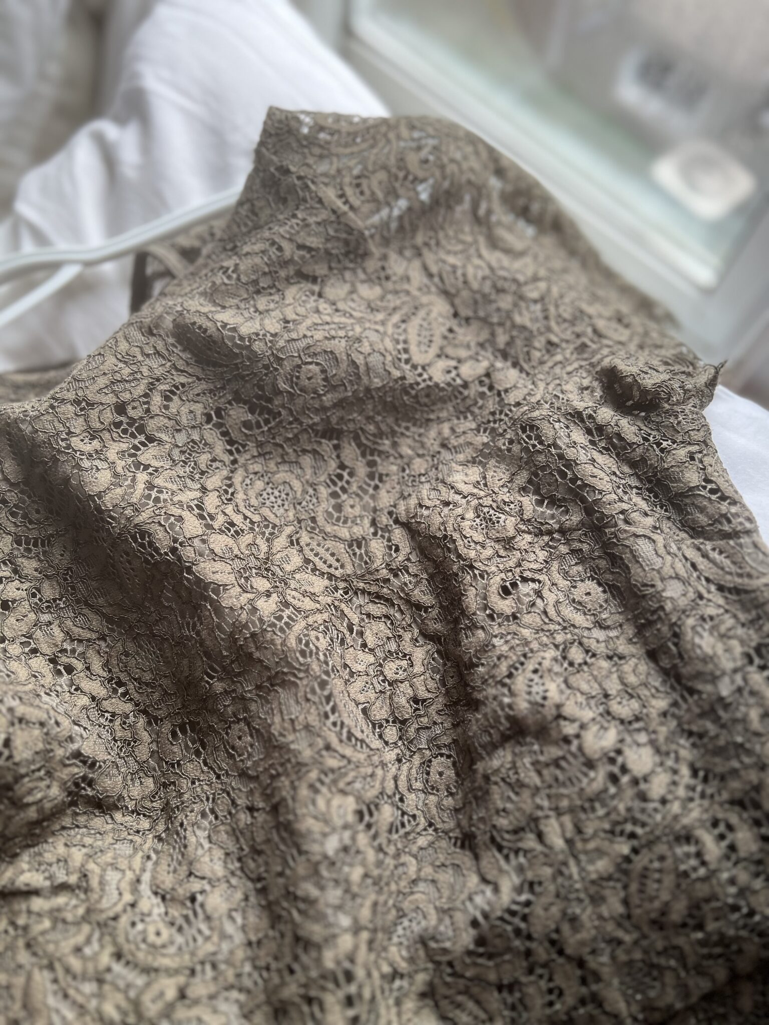 Image for Green lace dress Banana Republic