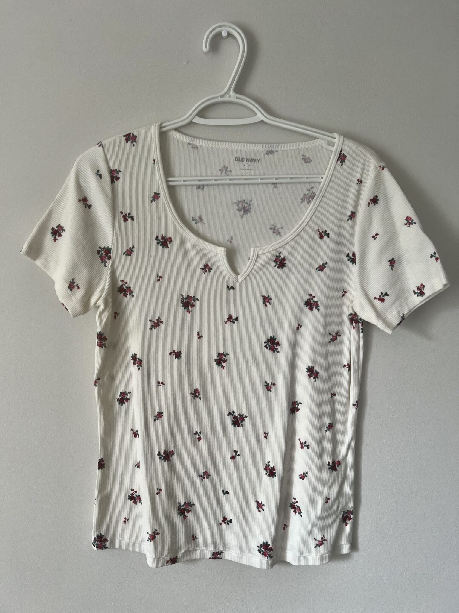 Featured image for T-shirt côtelé blanc fleuri Old Navy