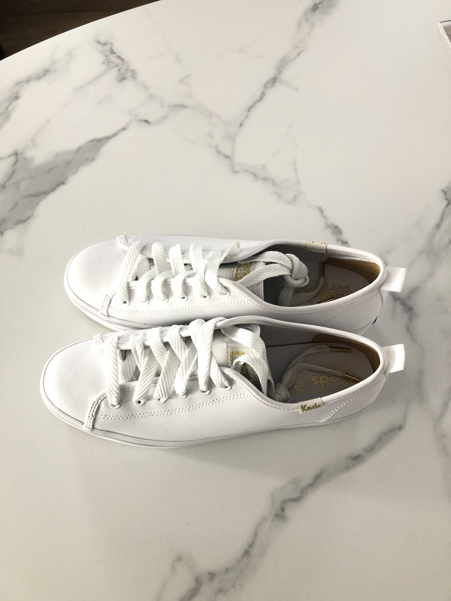 Image for Neuf - Chaussures Keds blancs en cuir