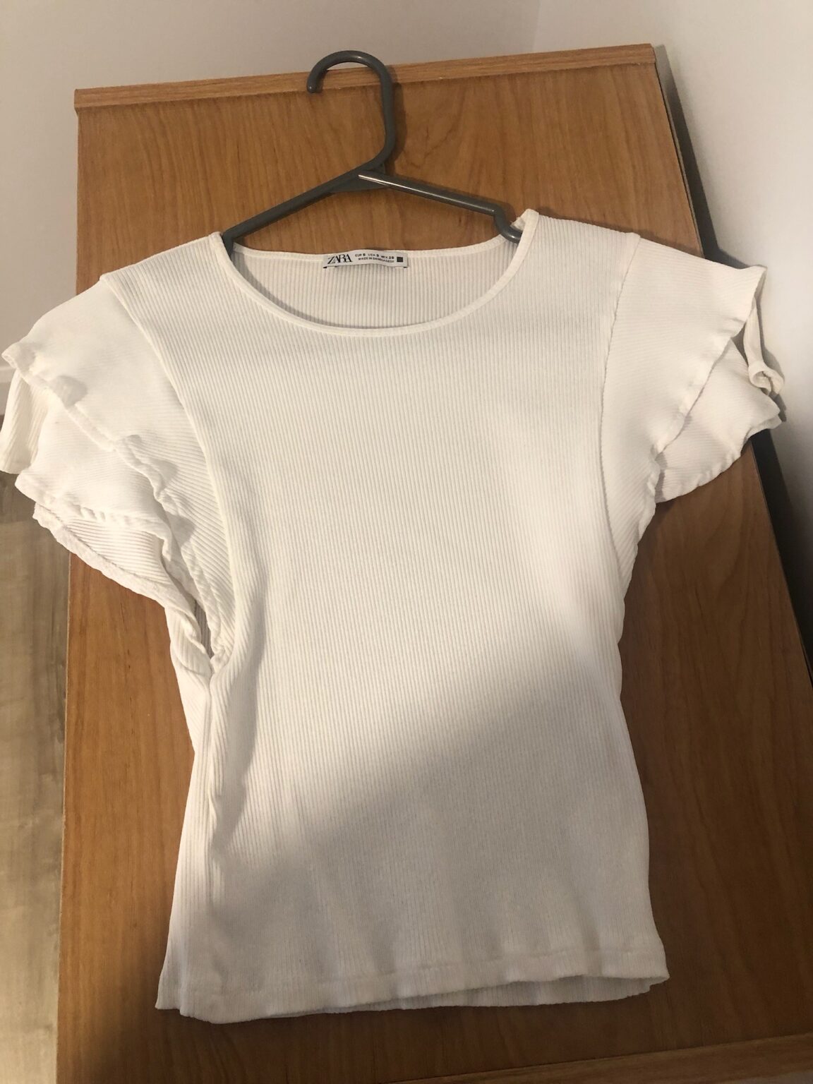 Featured image for T-shirt volant zara