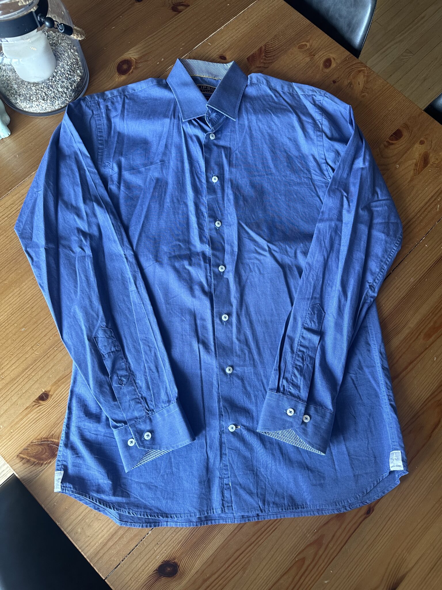 Featured image for Chemise bleu jeans
