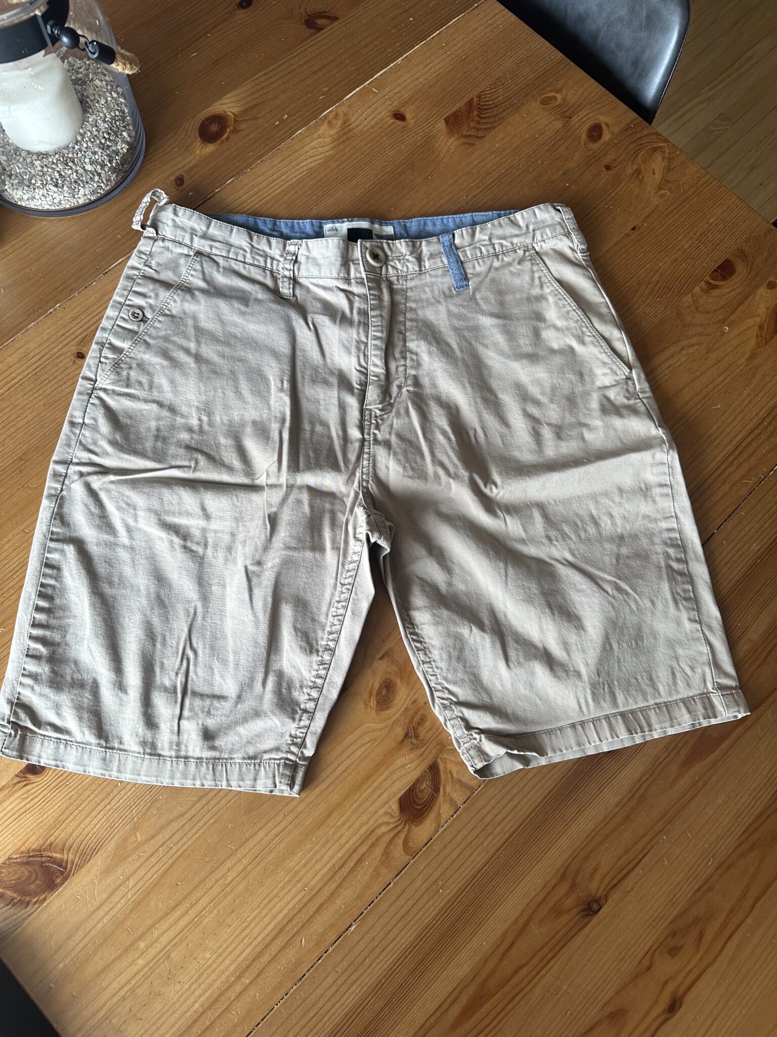 Featured image for Short beige pâle