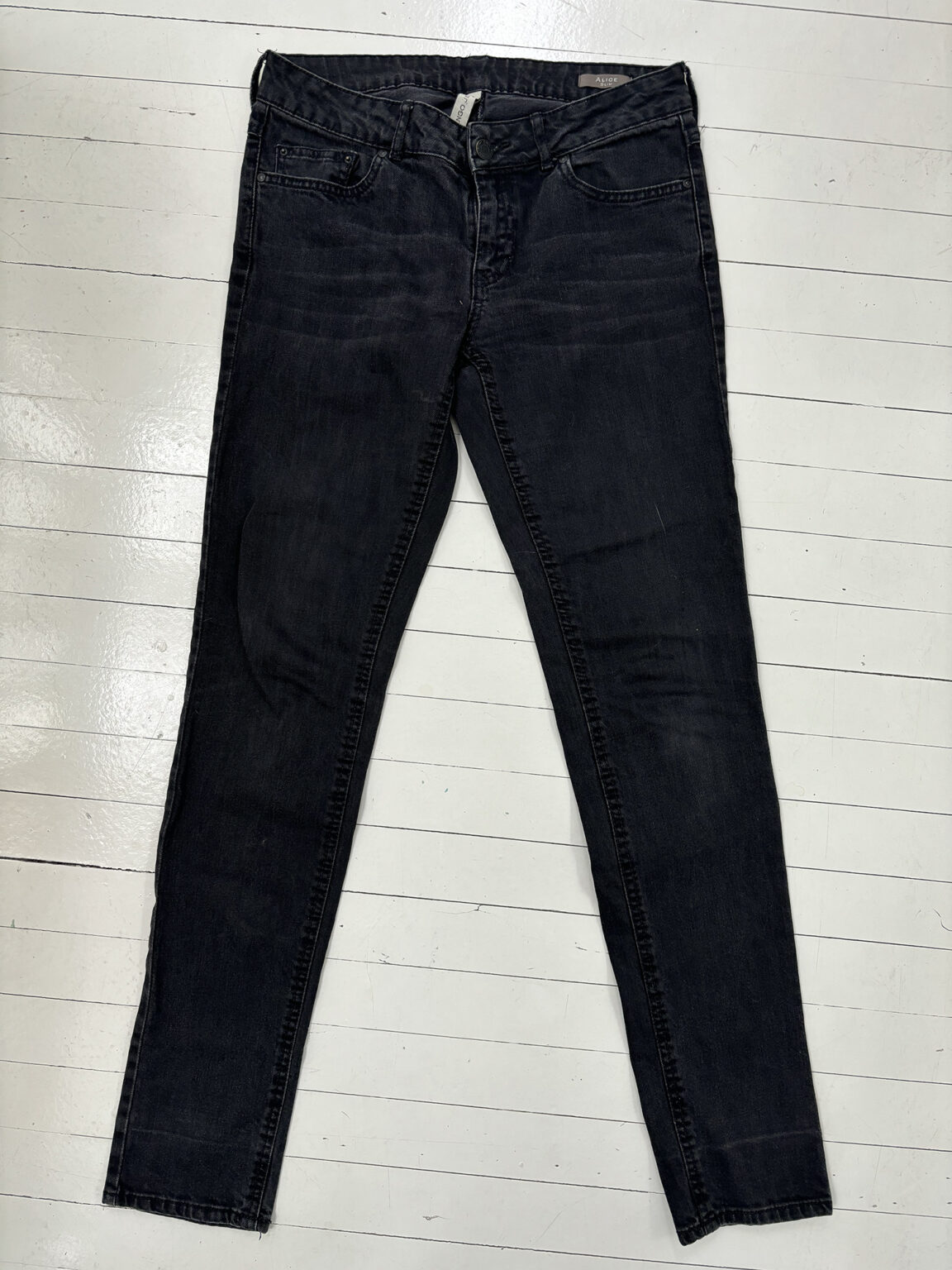 Featured image for Mango black skinny jeans