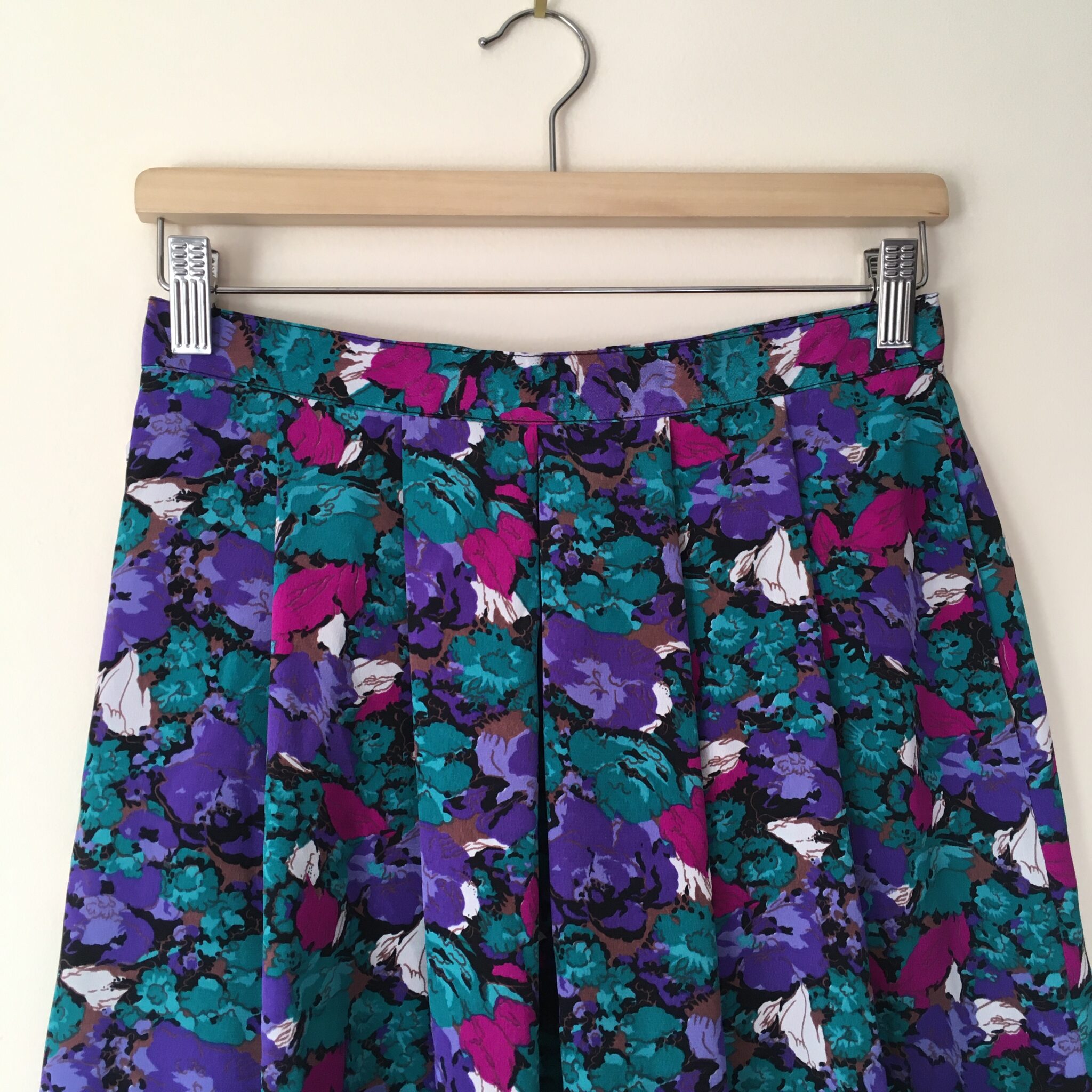 Image for Vintage floral midi skirt