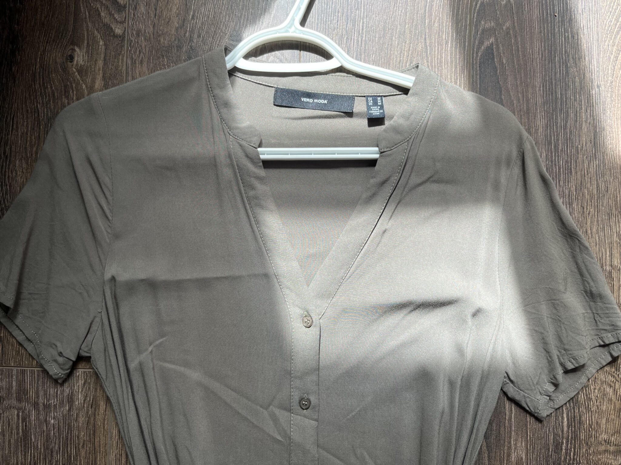 Featured image for Robe kaki Vero Moda