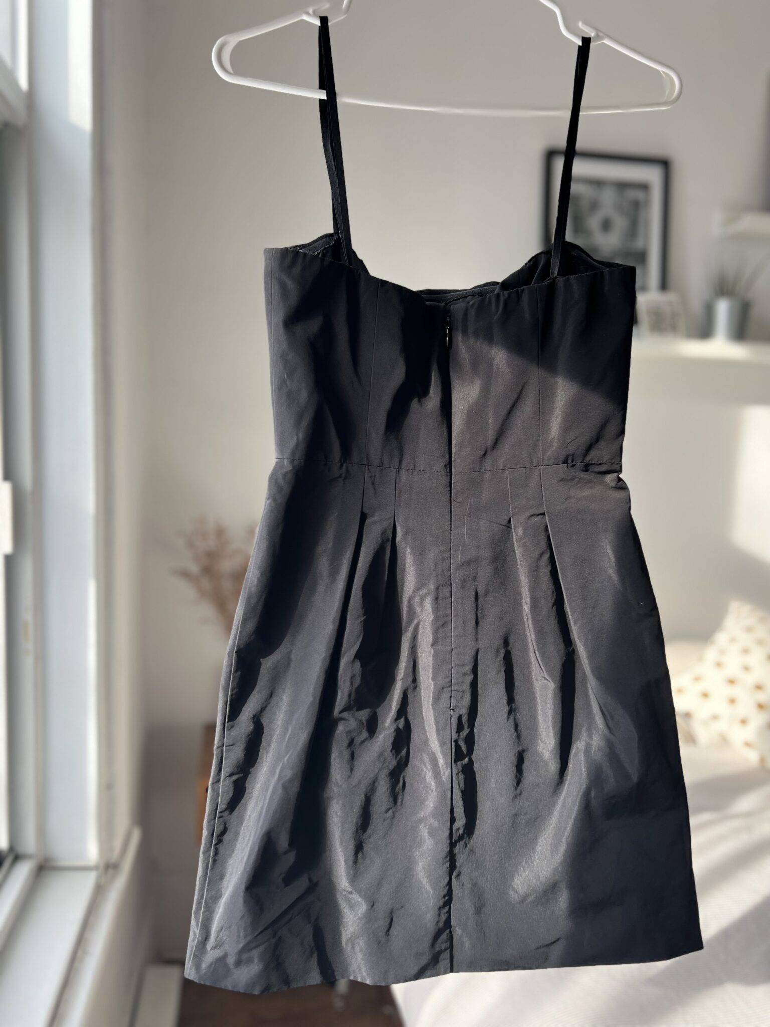 Image for Petite robe noire - BCBG
